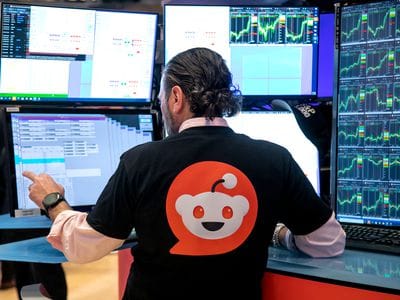 🔥 Reddit Trader Drops Triple Alerts — $3.48 → $23.29, $12.30 → $75 & Penny Pop Hits — Here’s What $1K Would’ve Become